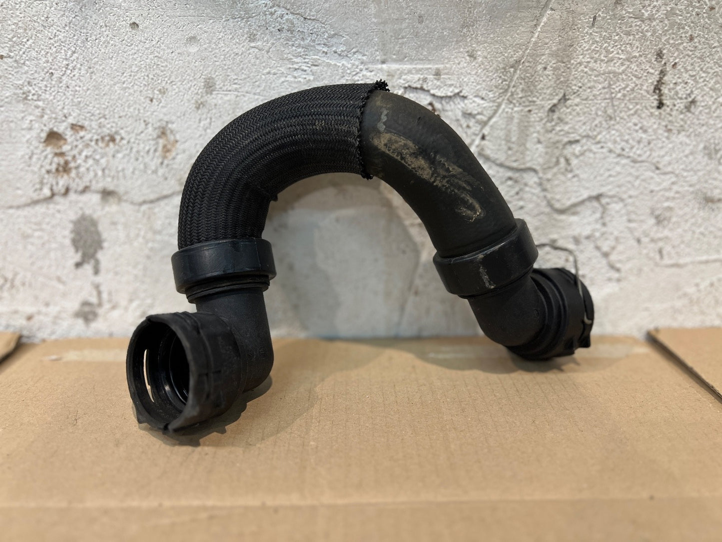 16-21 VAUXHALL ASTRA K MK7 1.6 DIESEL WATER COOLANT PIPE HOSE B16DTU 565563897