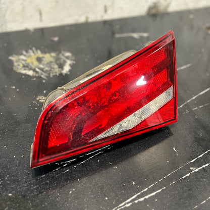 GENUINE AUDI A3 S LINE REAR RIGHT TAIL LIGHT 8V4945094A 2013-2016