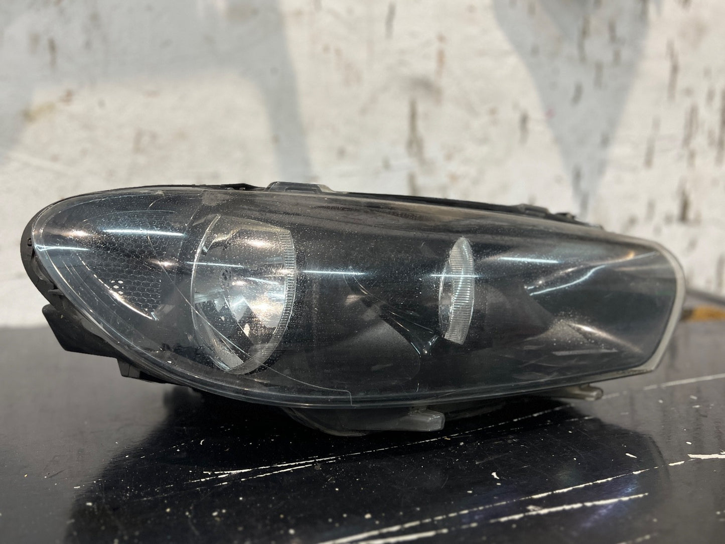 Volkswagen SCIROCCO MK3 08-14 FRONT RIGHT Drivers HEADLIGHT 1K8941006J