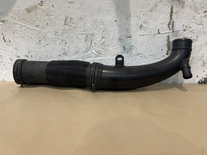 VOLKSWAGEN AUDI SKODA SEAT AIR INTAKE PIPE PETROL DIESEL 06F 129 656 (FITS MANY)