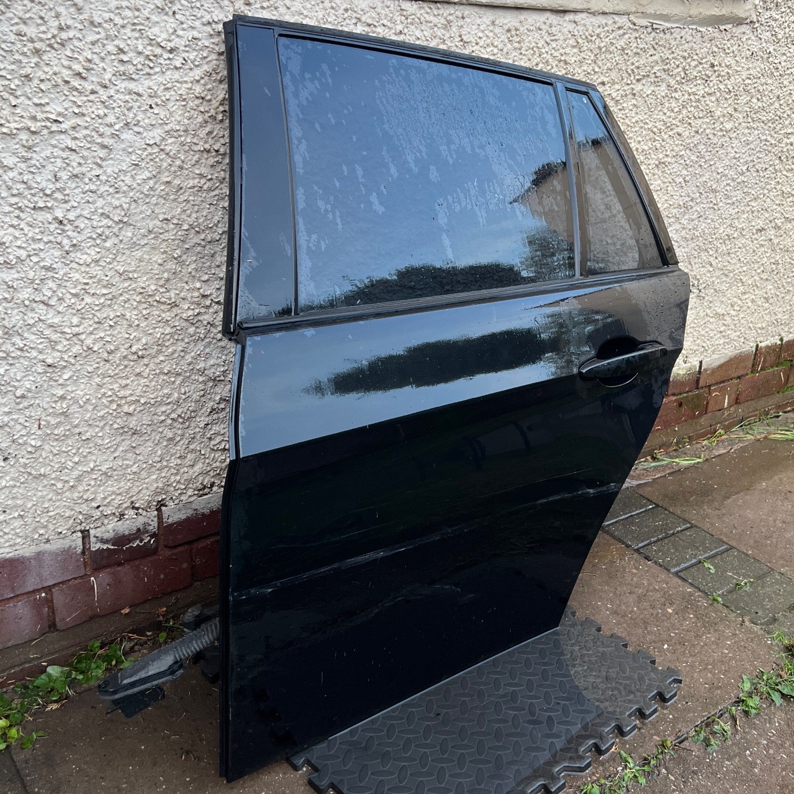 BMW 3 SERIES E91 REAR PASSENGER NEARSIDE COMPLETE DOOR PANEL SAPPHIRE BLACK