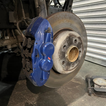 BMW F32 440i Shadow Edition M Sport O/S Drivers Hub