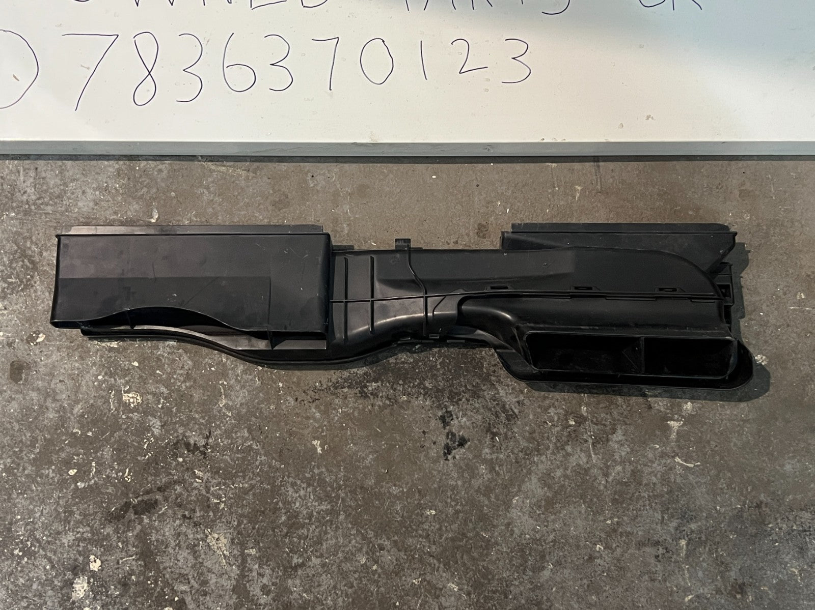 VW AUDI SEAT SKODA Front Engine Air Intake Duct 5Q0129254A Used - Fits 2013-2020