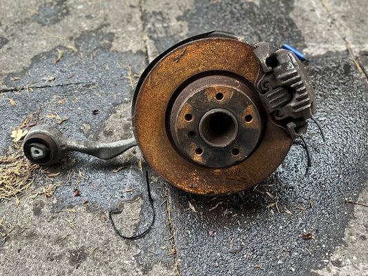 BMW 3 Series E90 E91 E9293 Front Hub COMPLETE Bearing Passenger N/S Left 6764443