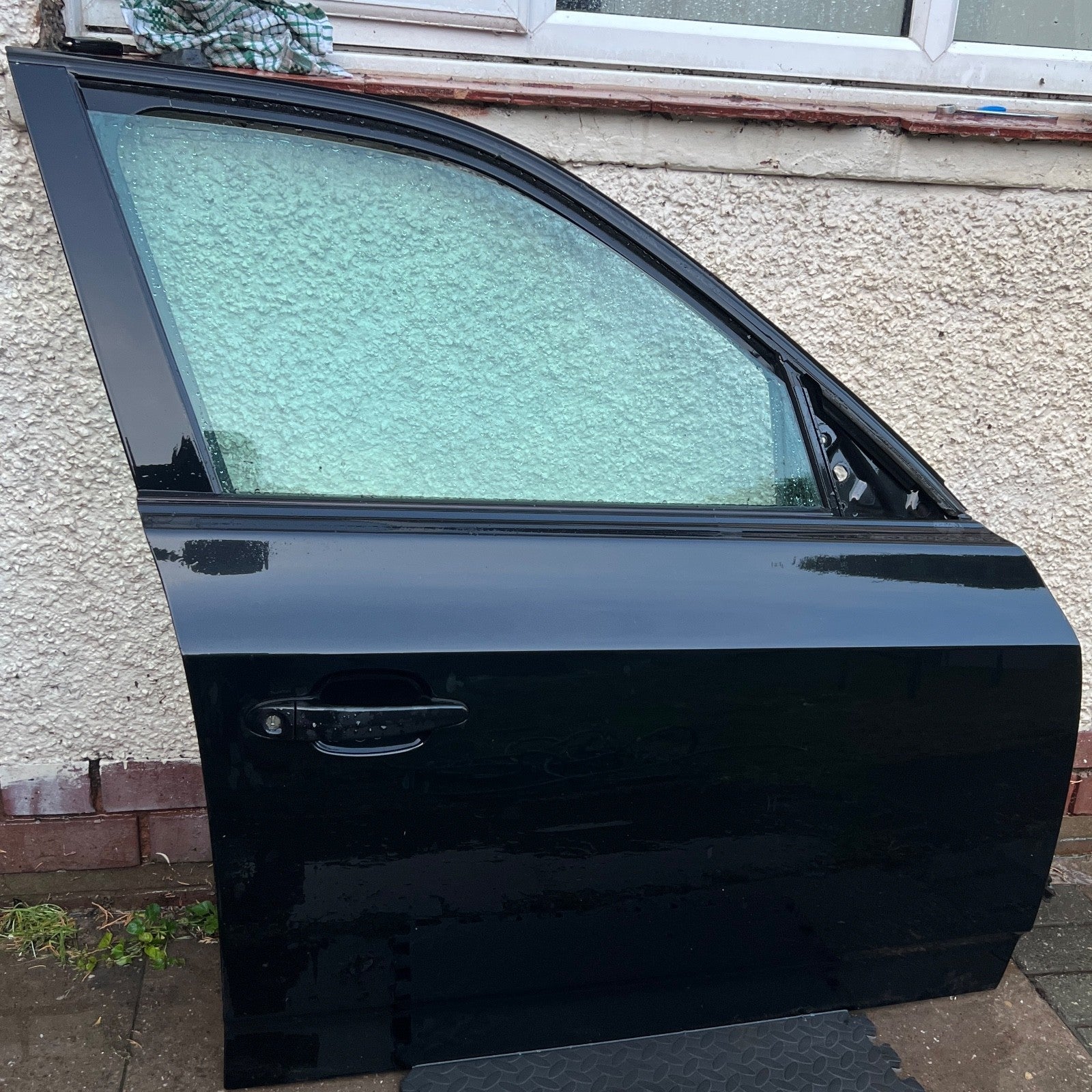 05-10 BMW X3 E83 O/S Drivers Side Front Door Complete Black Sapphire Metallic