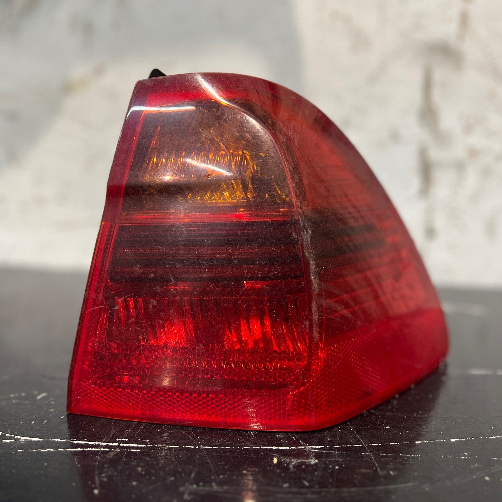 BMW 3 SERIES E91 TOURING 2005-2008 PRE LCI DRIVERS RIGHT REAR TAIL LIGHT 7160062