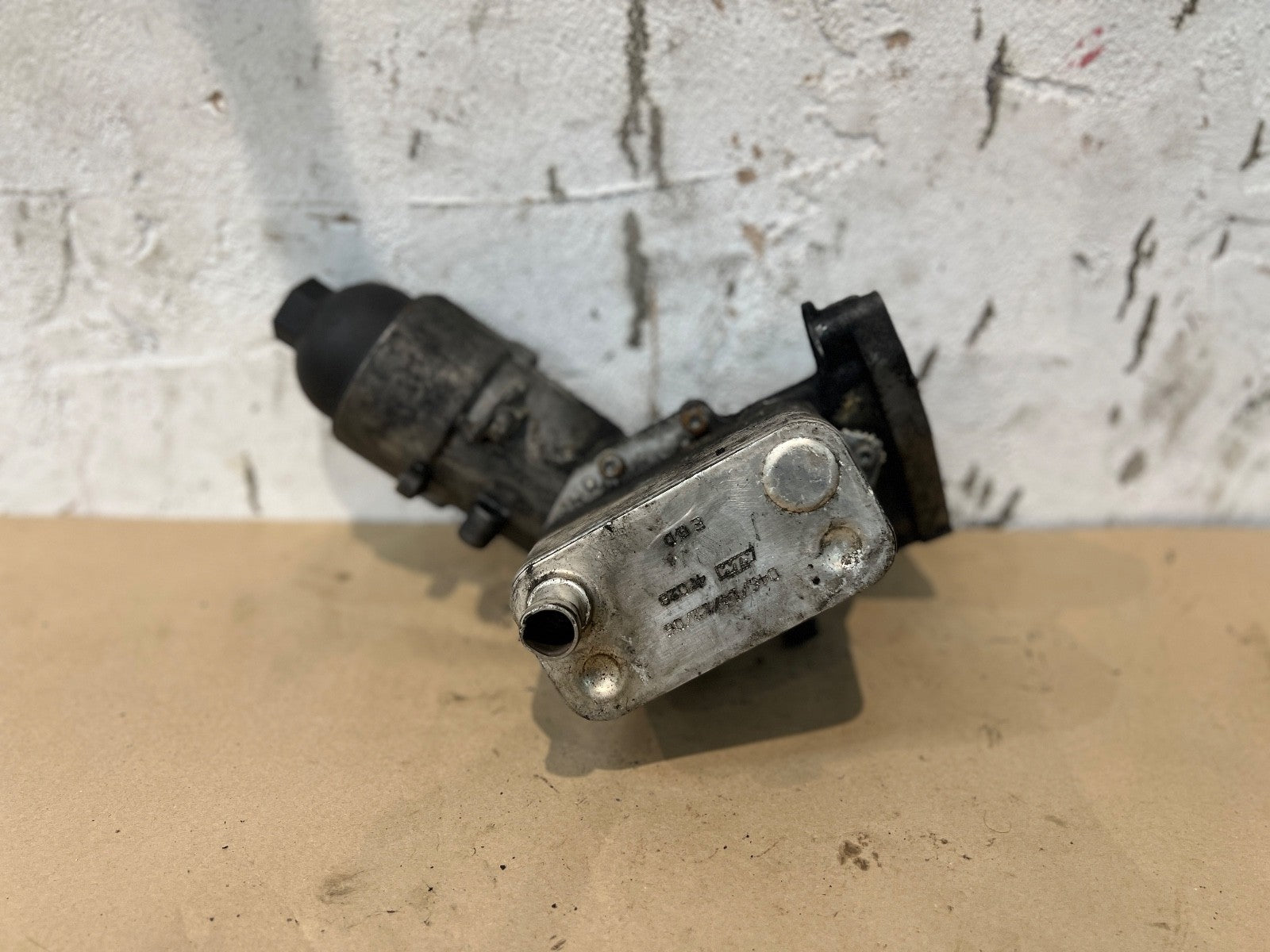 BMW E90 E60 E70 E83 M57N OIL FILTER WITH OIL COOLER 7788453 11427788453 7805408