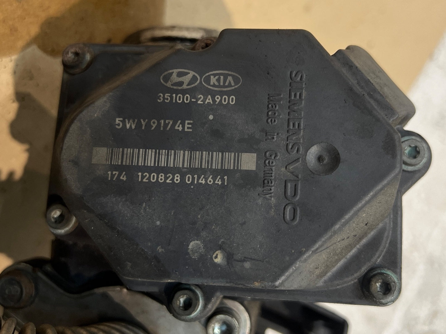 2012-2017 KIA/HYUNDAI 1.6 DIESEL D4FB INLET / INTAKE MANIFOLD WITH FLAPS