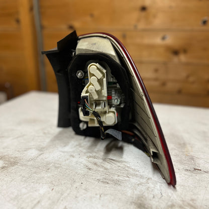 BMW E91 LCI Rear Light Lamp In The Side Panel Left N/S 7289431