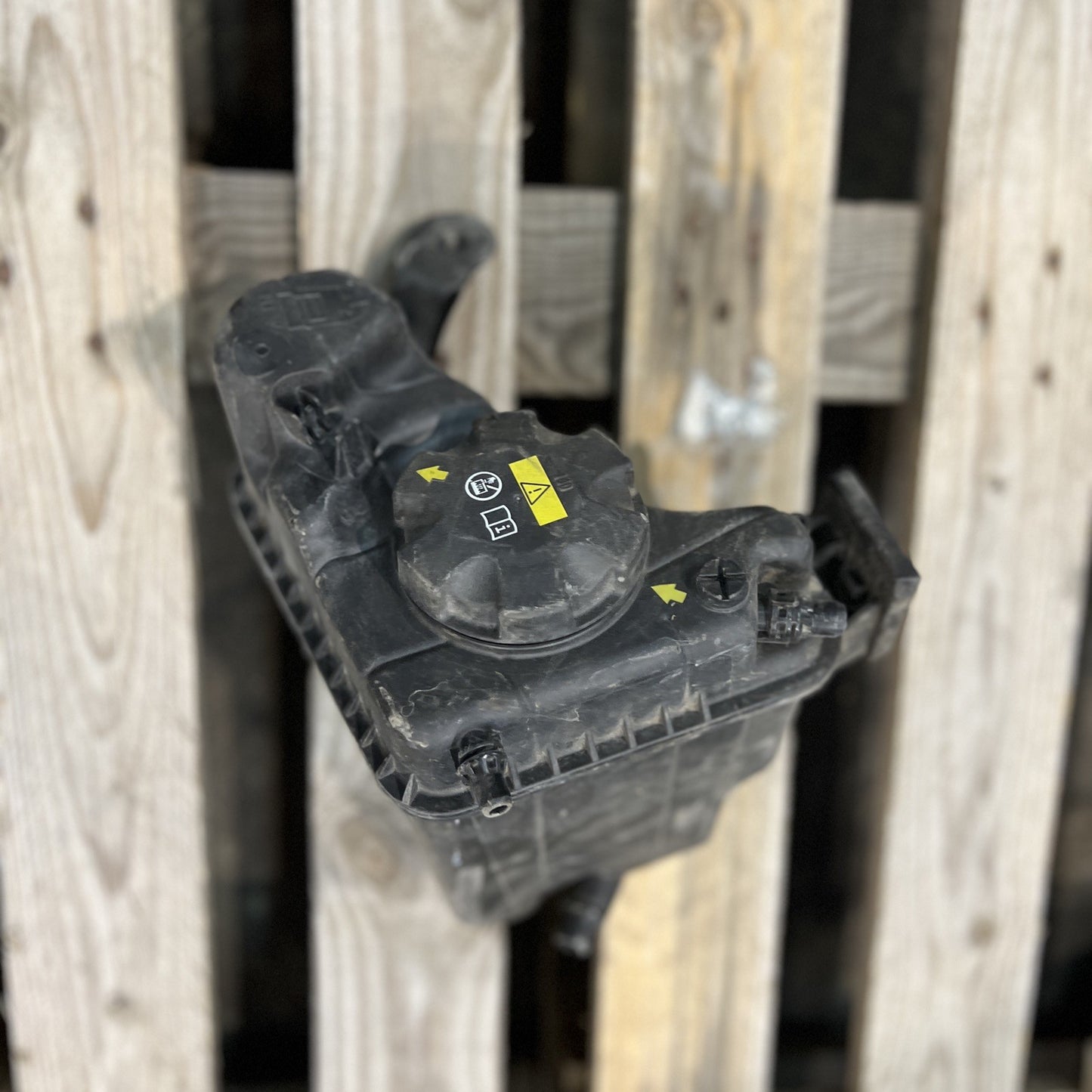 BMW 1 2 3 4 SERIES F20 F22 F30 F31 F32 F36 B48 B58 EXPANSION TANK BOTTLE 8677649