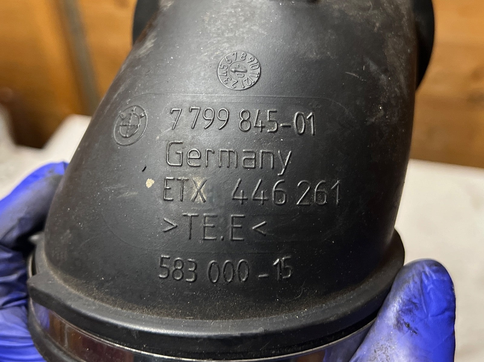 BMW 3 Series E90 E91 E92 E93 Air Intake Pipe 7799845 M57n2 3.0d