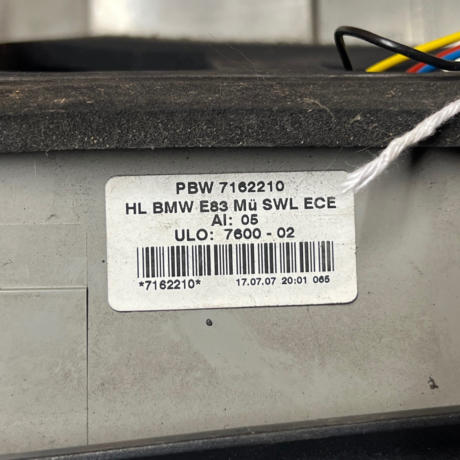 Bmw X3 E83 5dr Suv 2004-2007 Rear/tail Light On Body (O/S) Complete 7162210