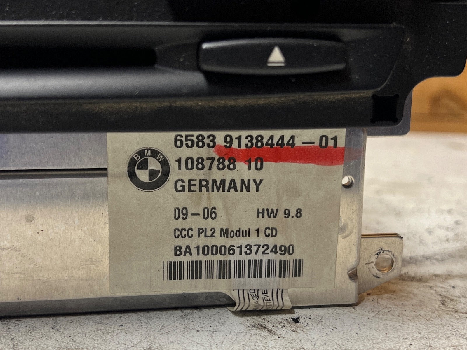 BMW E90 E91 E92 E93 CCC SAT NAV HEAD UNIT RADIO PROFESSIONAL NAVIGATION 9138444