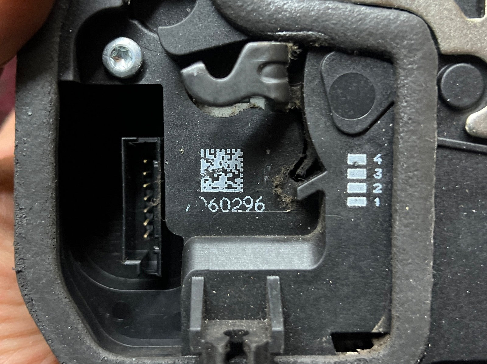 Door Lock BMW E90 E91 Latch Actuator Catch Rear Right O/S 7060296 4389476