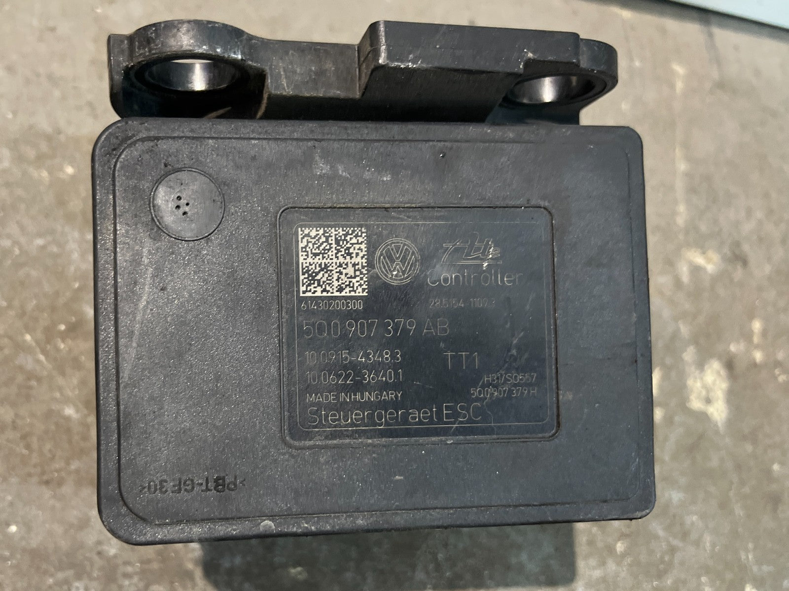 VW AUDI SEAT SKO ABS Pump Complete 5Q0614517AA 5Q0907379AB Used - Fits 2013-2020