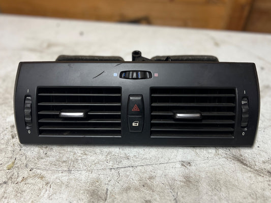 BMW X3 Series E83 LCI Fresh Air Grille Center Dash Dashboard Vent Part 3415965