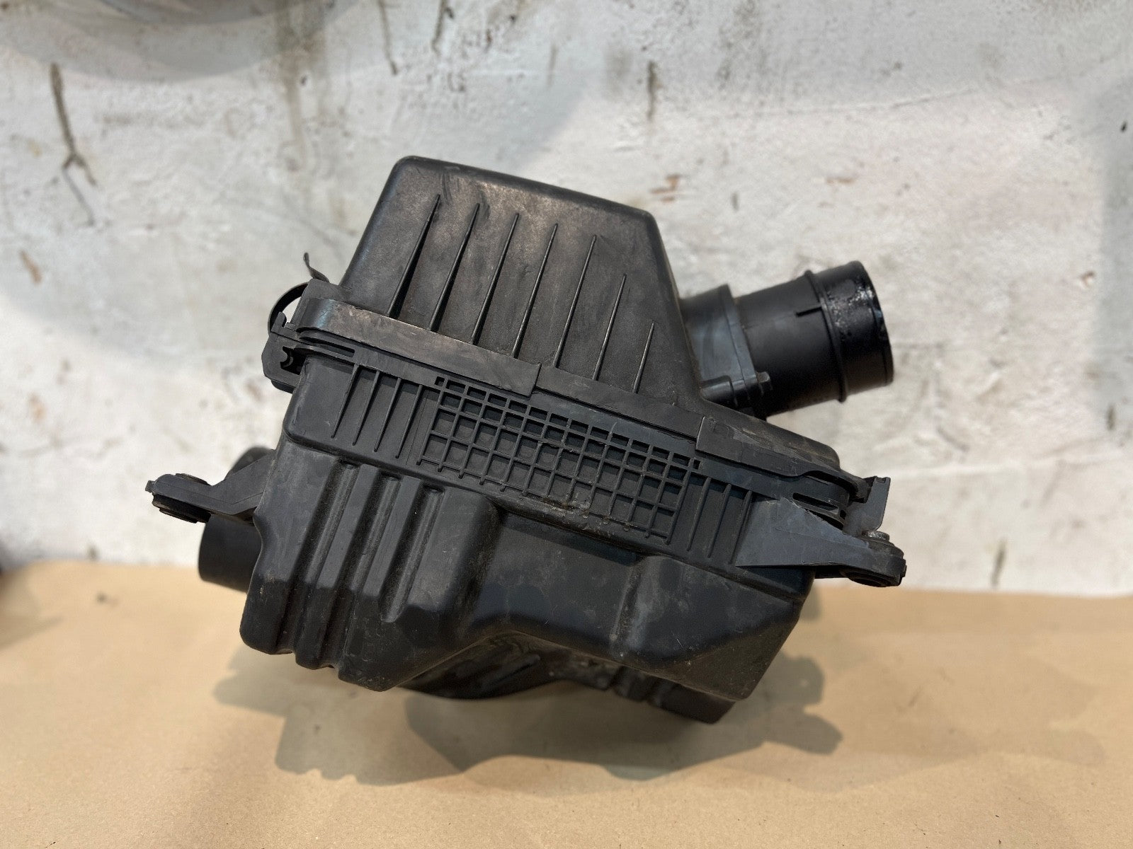 2012-2015 KIA/Hyundai AIRBOX MK2 CRDI 1582CC DIESEL AIR FILTER BOX 28110A5800