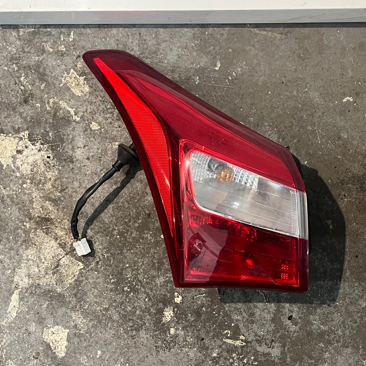 2013-2017 HYUNDAI I30 REAR TAIL LIGHT LH PASSENGER SIDE 5DOOR HATCHBACK 92401A50