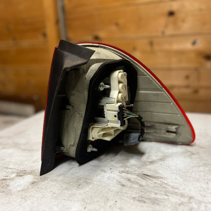 BMW E91 LCI Rear Light Lamp In The Side Panel Left N/S 7289431