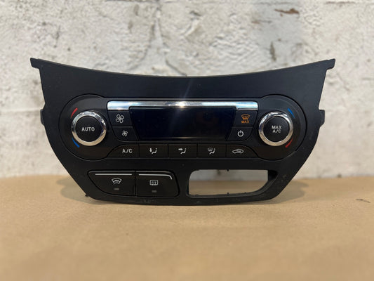 2010-2015 Ford C-Max Titanium Diesel Manual MPVCLIMATE CONTROL AM5T18C612BM